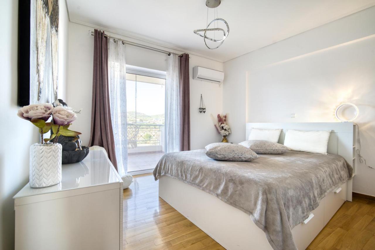 Sea & Mountain Apartment Close To Port And City Lávrion エクステリア 写真