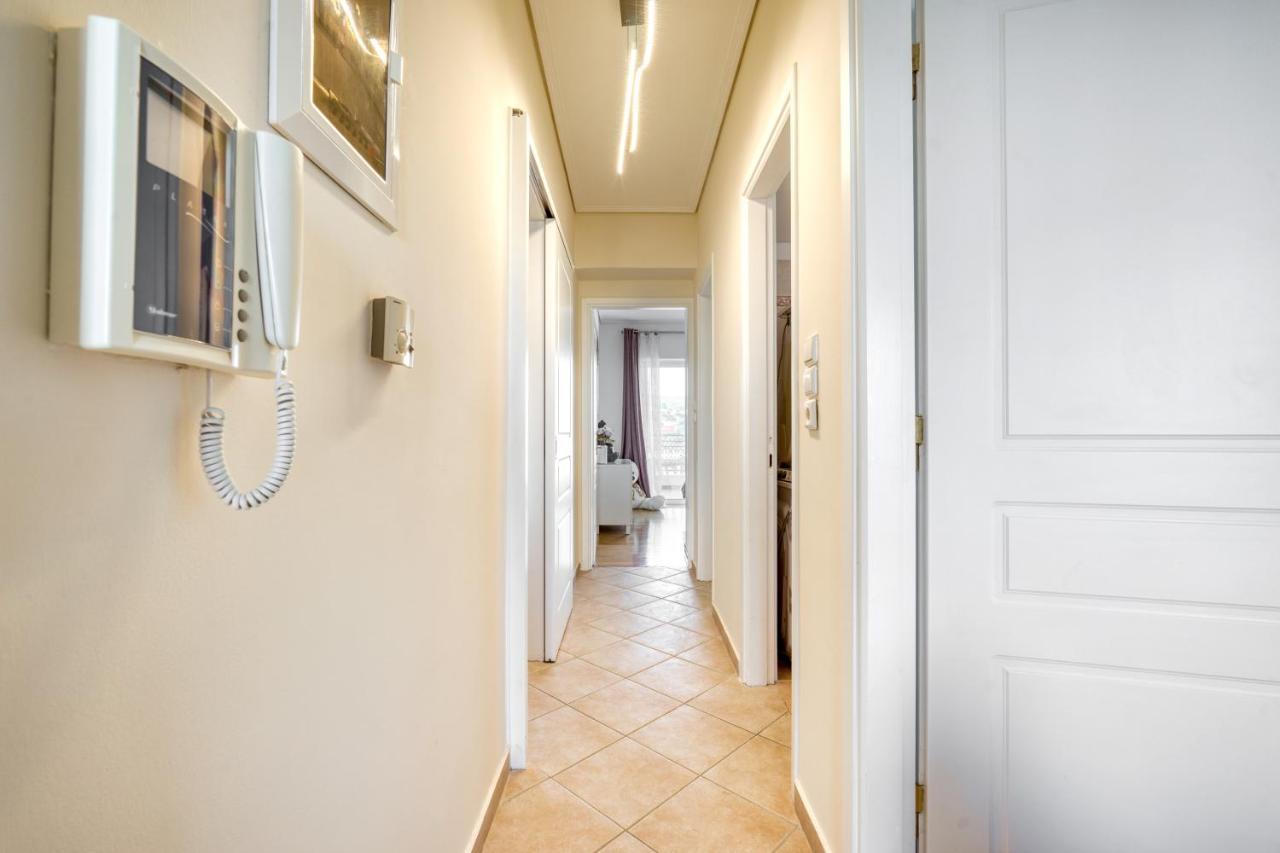 Sea & Mountain Apartment Close To Port And City Lávrion エクステリア 写真