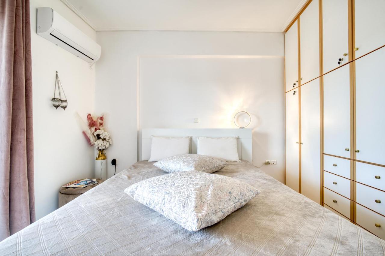 Sea & Mountain Apartment Close To Port And City Lávrion エクステリア 写真