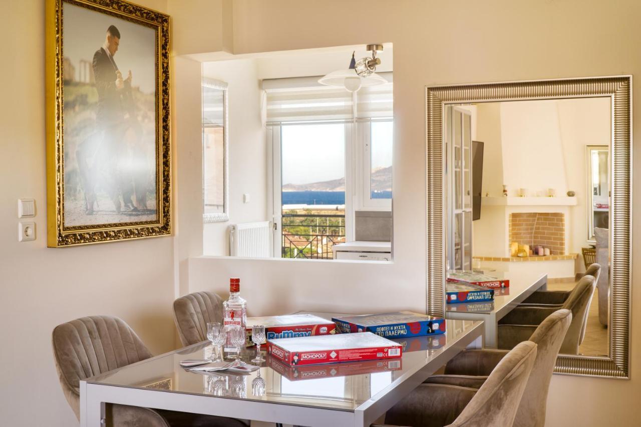 Sea & Mountain Apartment Close To Port And City Lávrion エクステリア 写真
