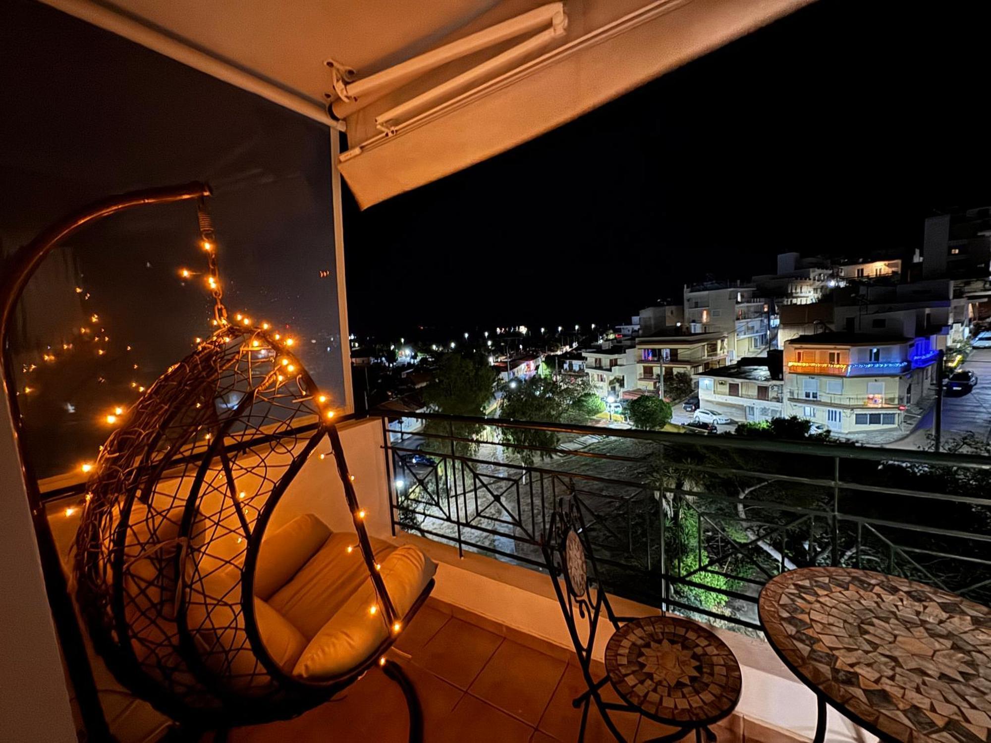 Sea & Mountain Apartment Close To Port And City Lávrion エクステリア 写真