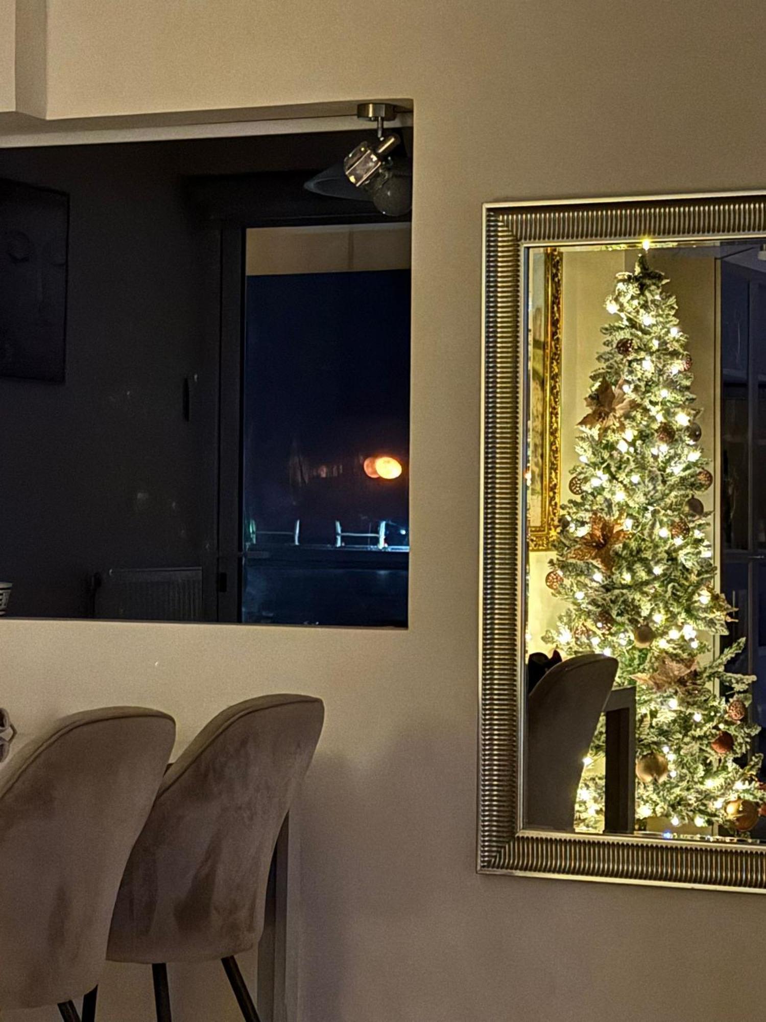 Sea & Mountain Apartment Close To Port And City Lávrion エクステリア 写真